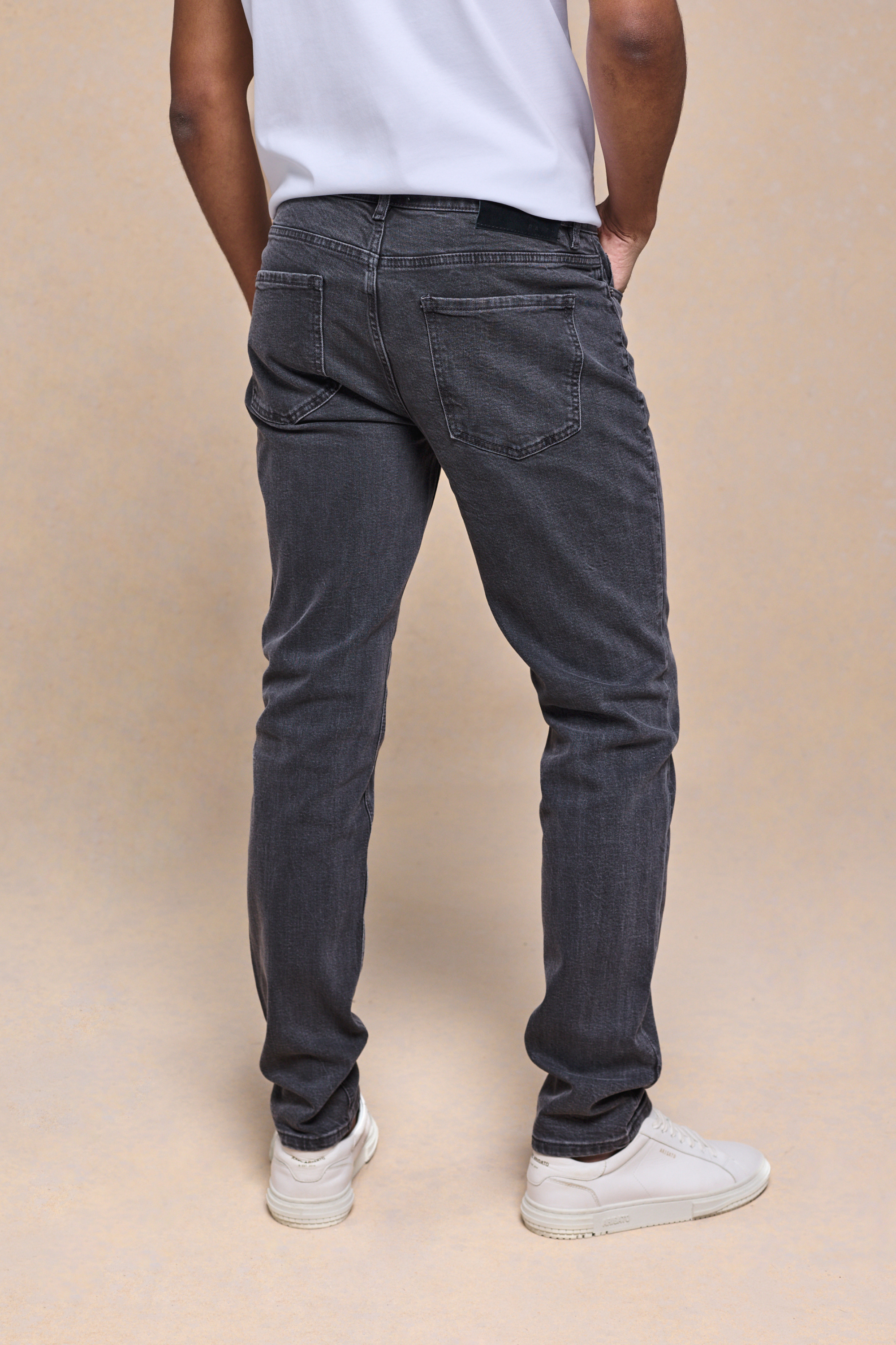 Marco Washed Jean - Washed Grey