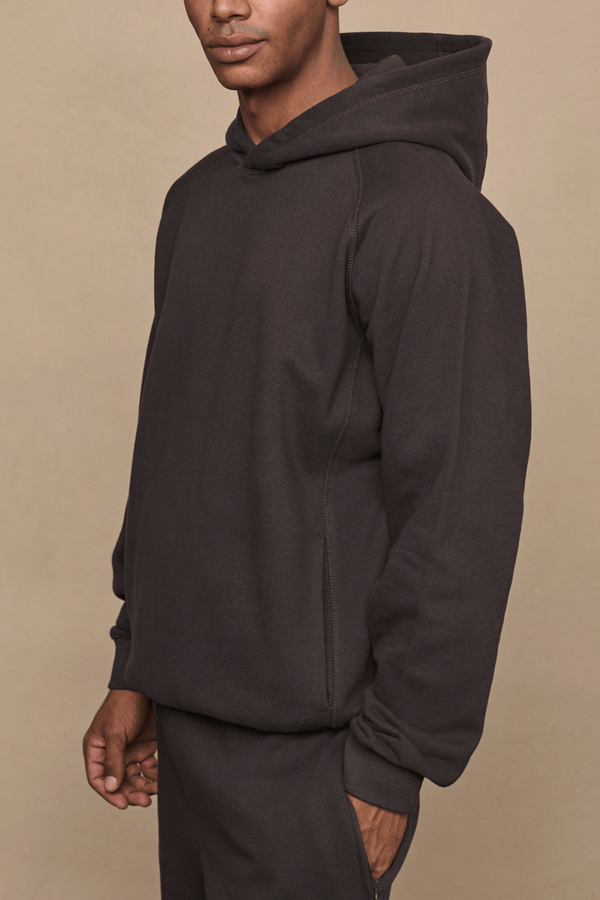 Men’s heavyweight cotton blend hoodie in dark brown with raglan sleeves by Raith